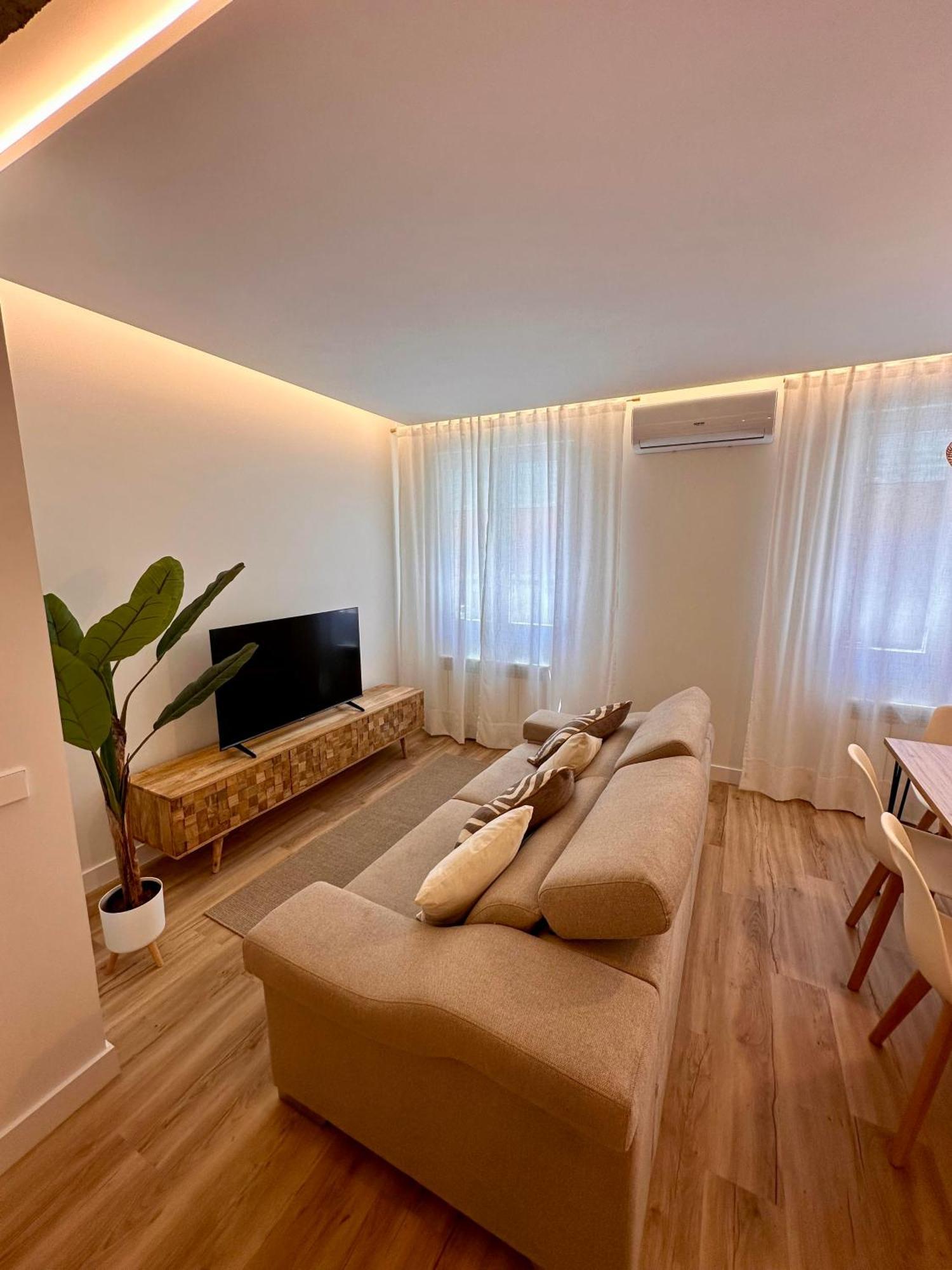 Ferienwohnung El Sueno De Luca, Parking Gratuito Centro Logroño Exterior foto